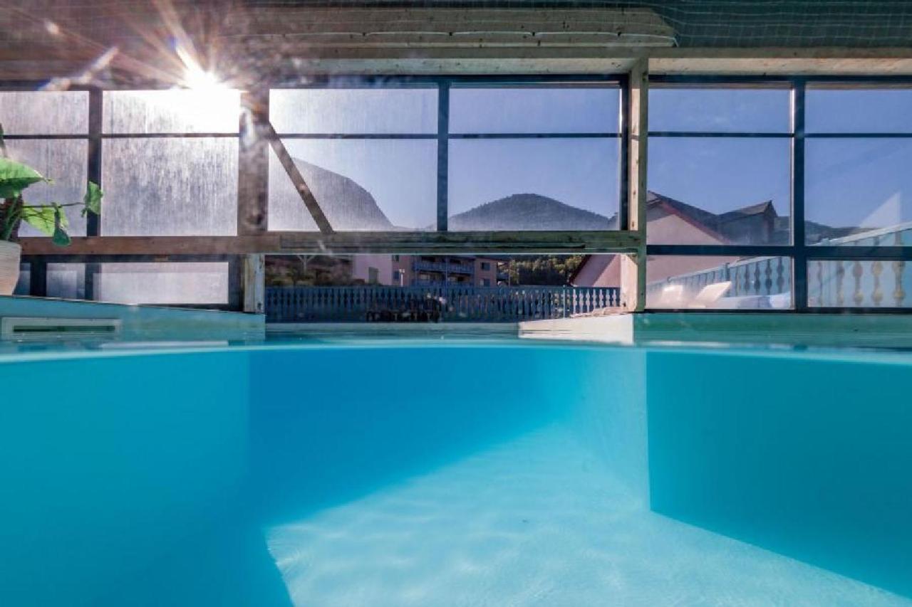 Residence Les Trois Vallees - Arreau Exterior photo